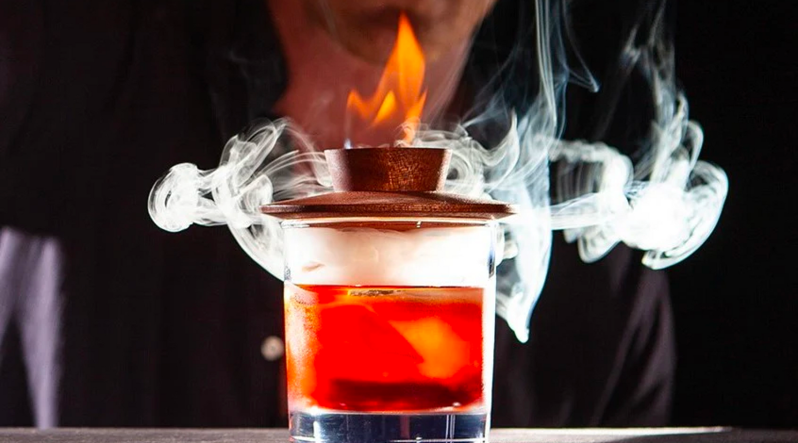 Making a Smoked Negroni: A New Twist on the Italian Classic
