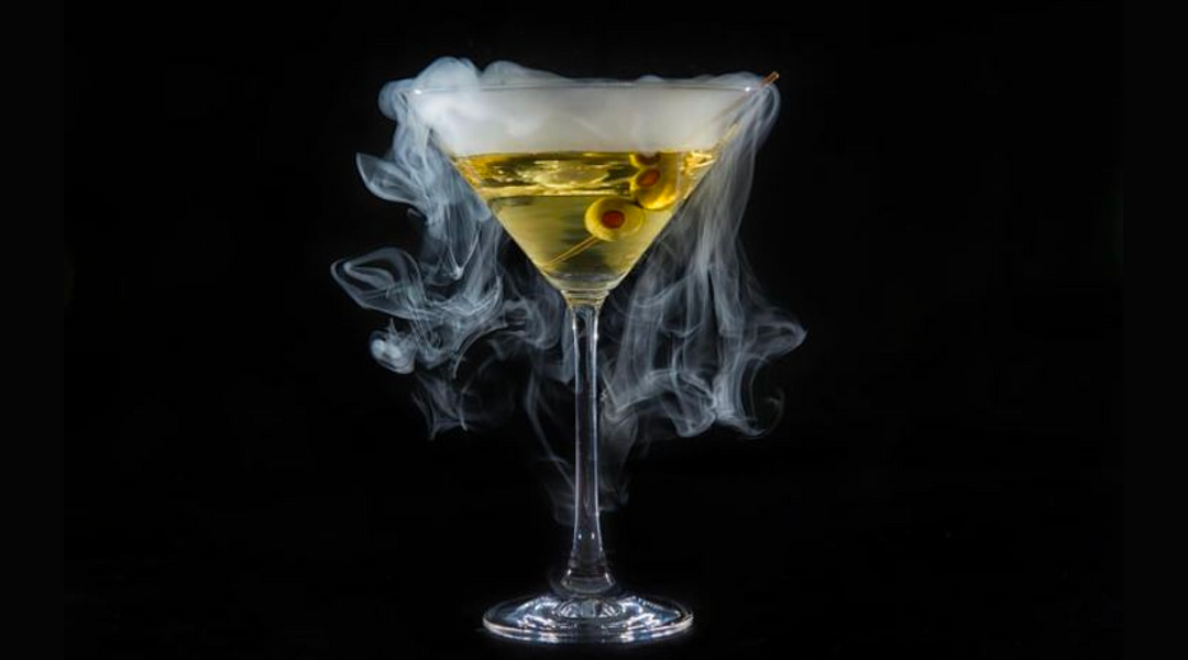 The Art of the Smoked Martini: A Modern Take on a Classic